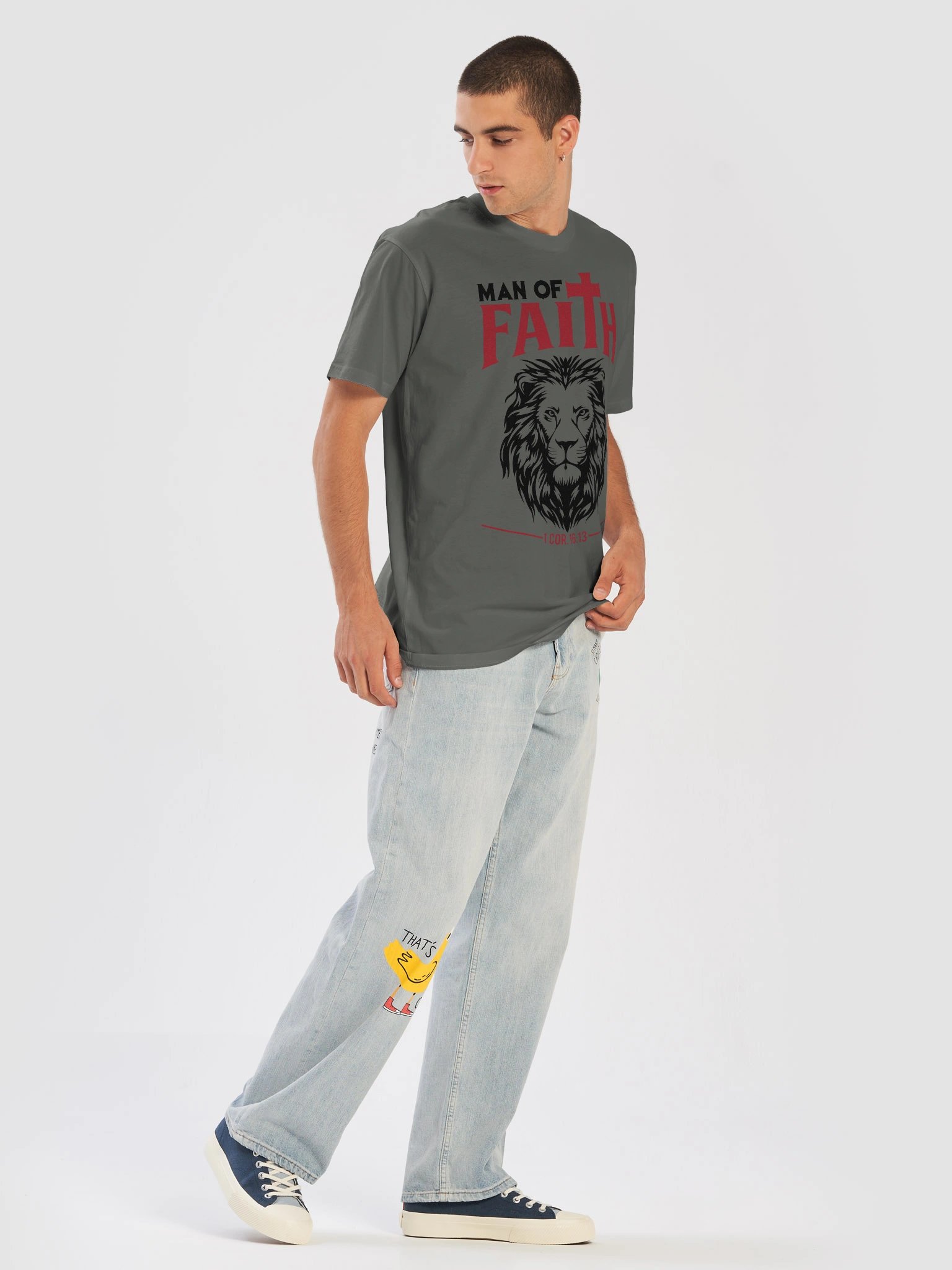 Man of Faith lion dark product image (5)