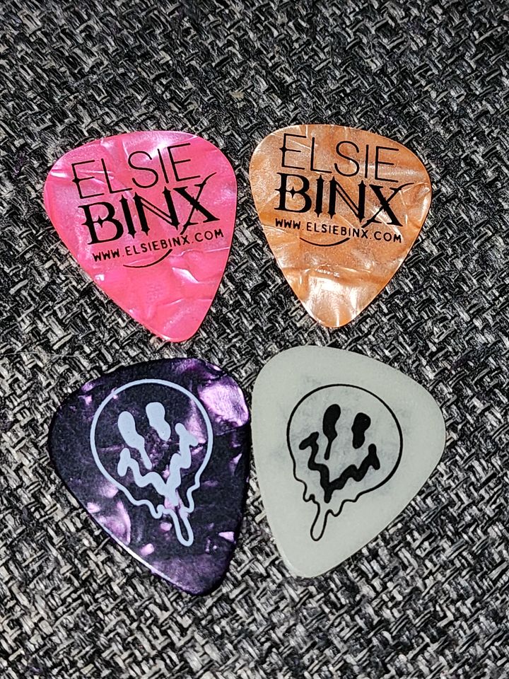 Guitar Pick 4-Pk product image (2)