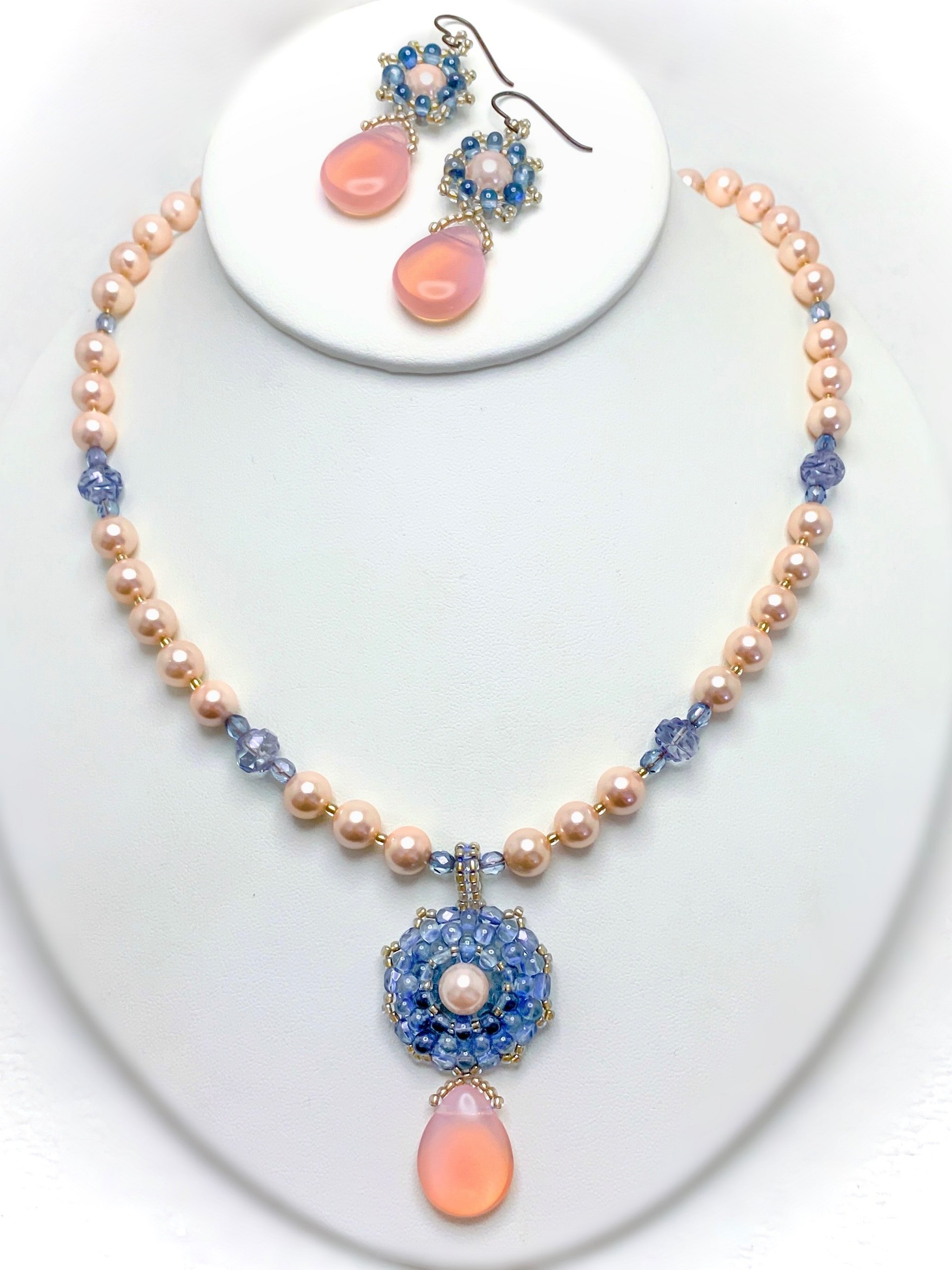 Majesty Beaded Necklace and Earrings Set - Blue, Pink product image (4)