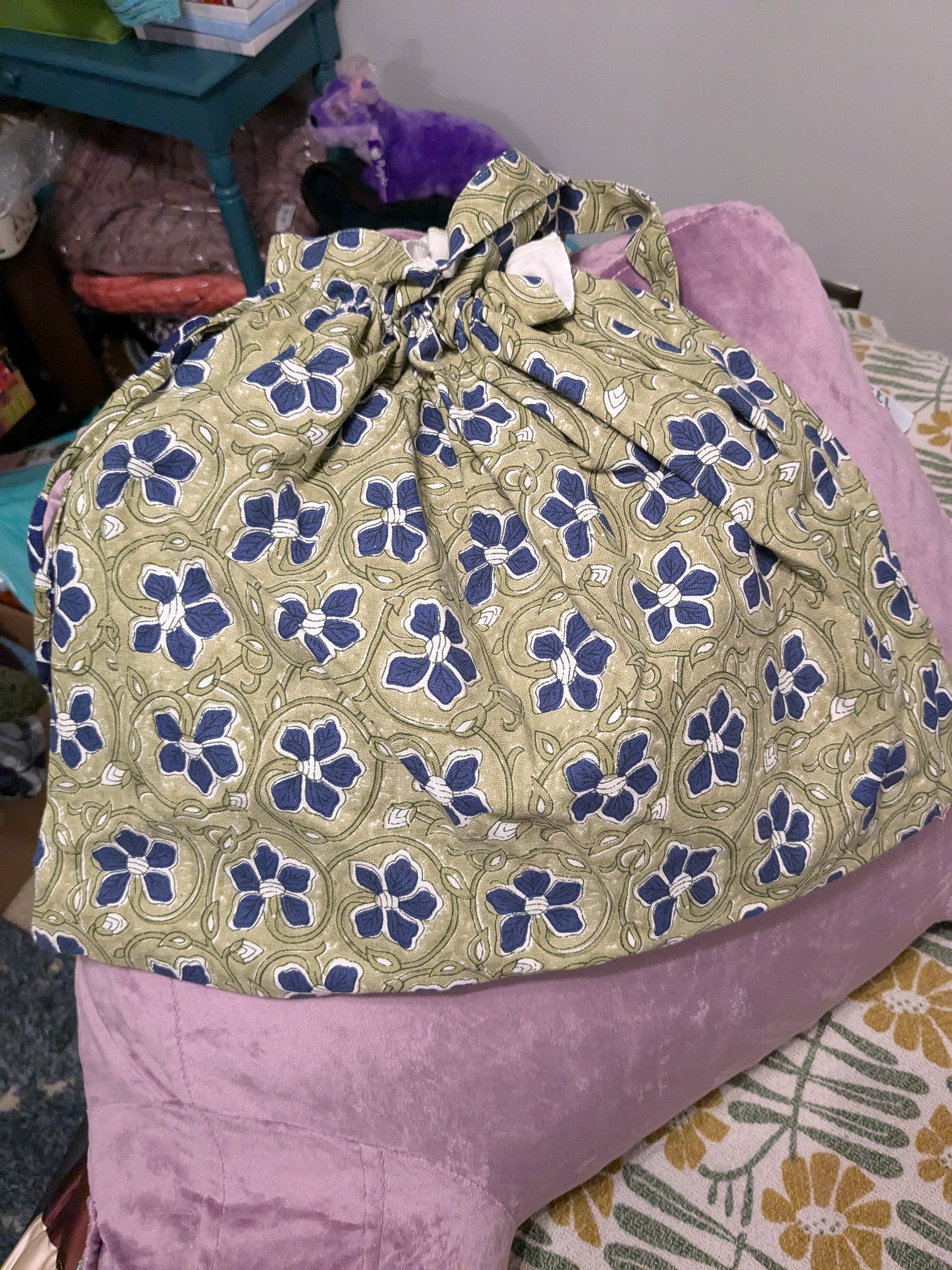 Fun Flower Cinch Bag product image (1)