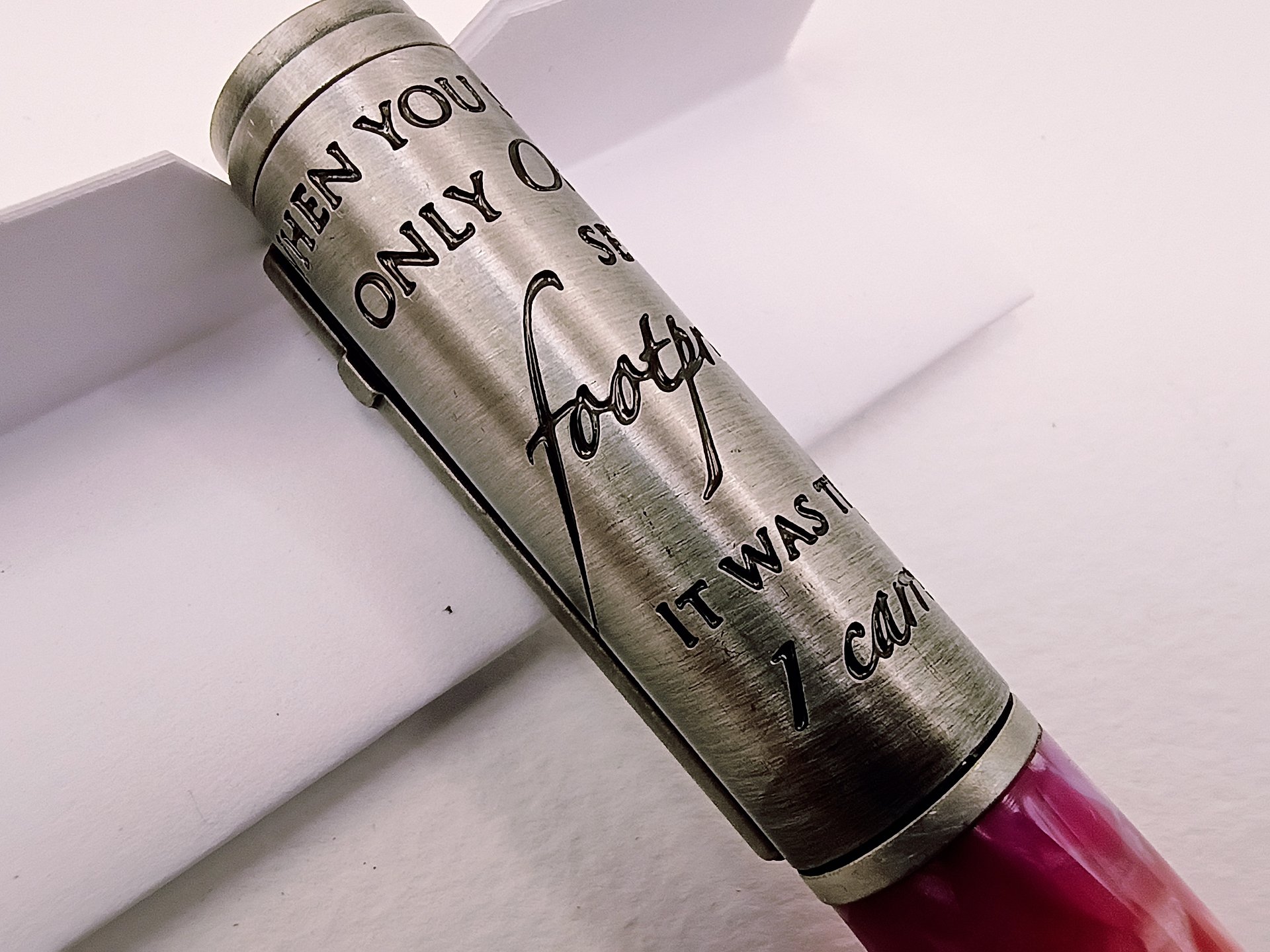 ✝️ Footprints in Bloom – Faith-Inspired Rollerball Pen product image (5)