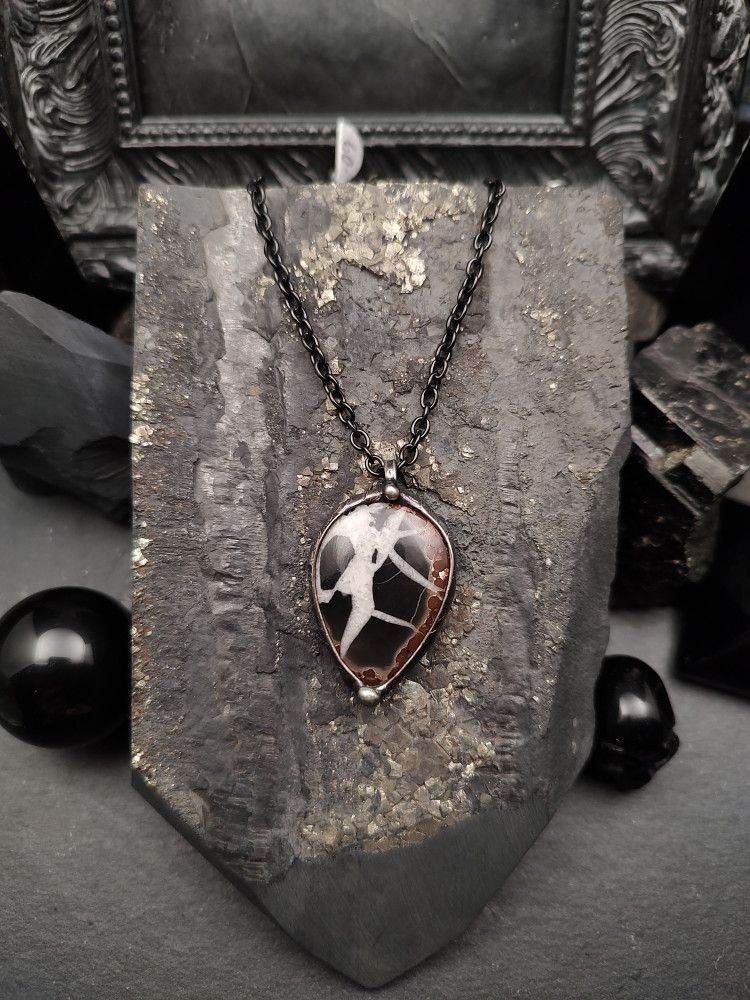 Sorcery Talisman - Septarian Shield product image (4)