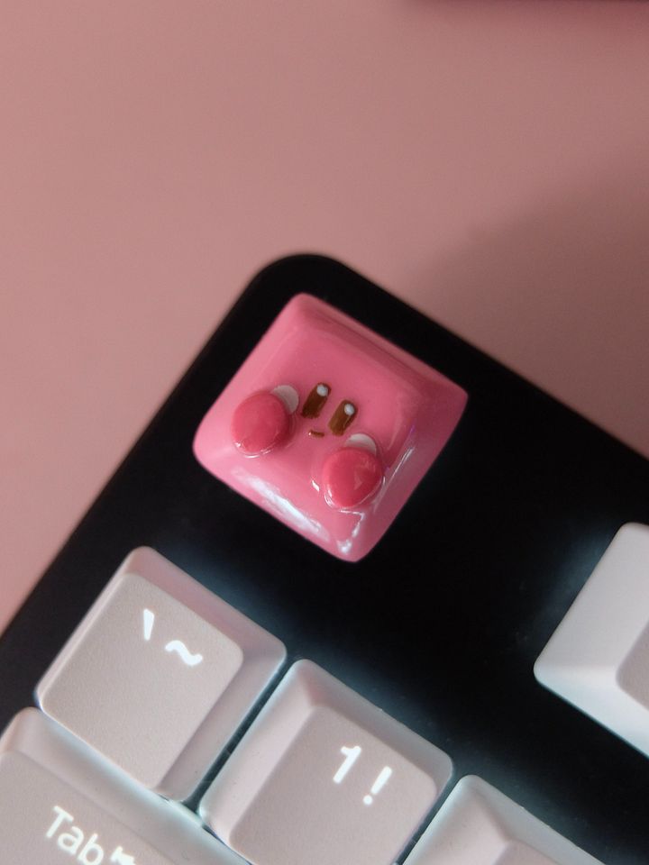Kirby Keycap (Limited) product image (1)