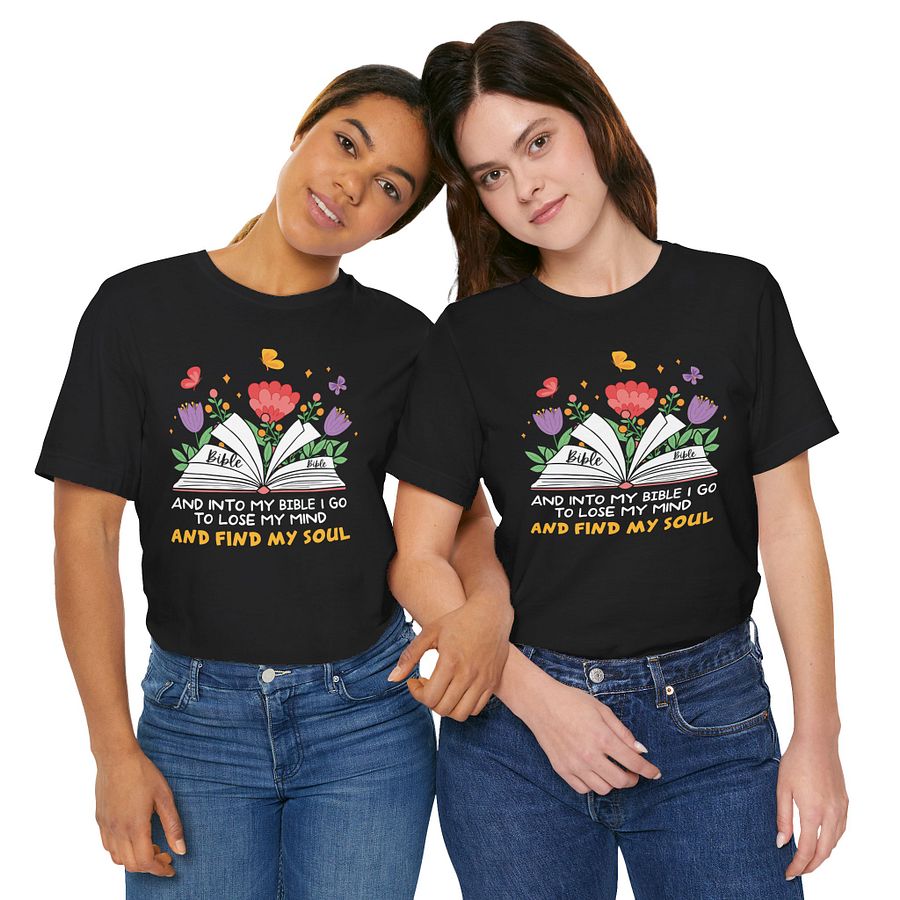 And into my bible I go to lose my mind Comfort T-shirt product image (5)