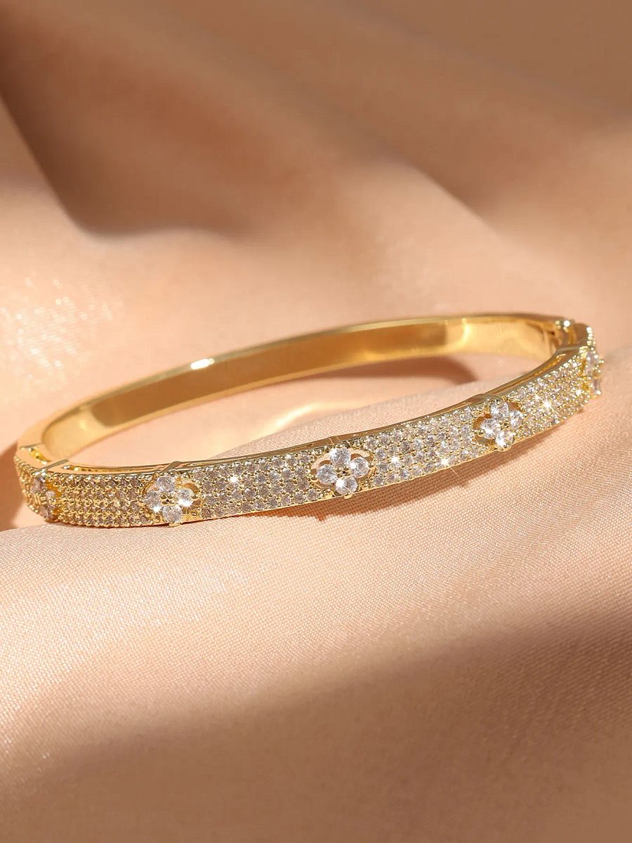 The Lustre Bloom Bracelet product image (9)