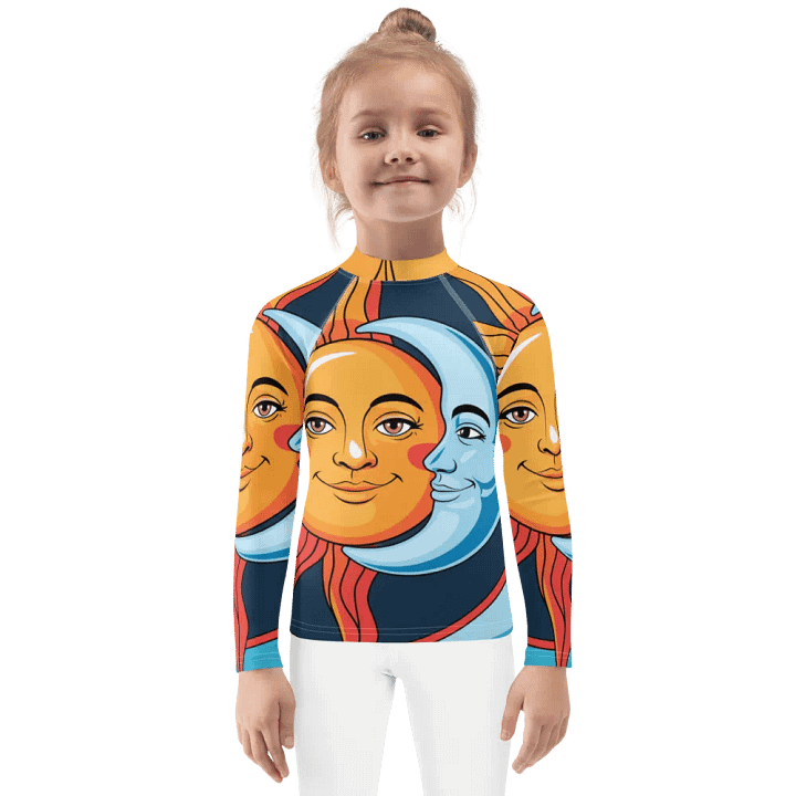 Graphic T-shirt product image (1)