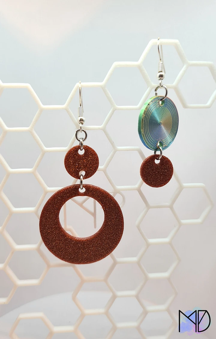 STL File - 3D printable geometric earrings, round shape product image (1)