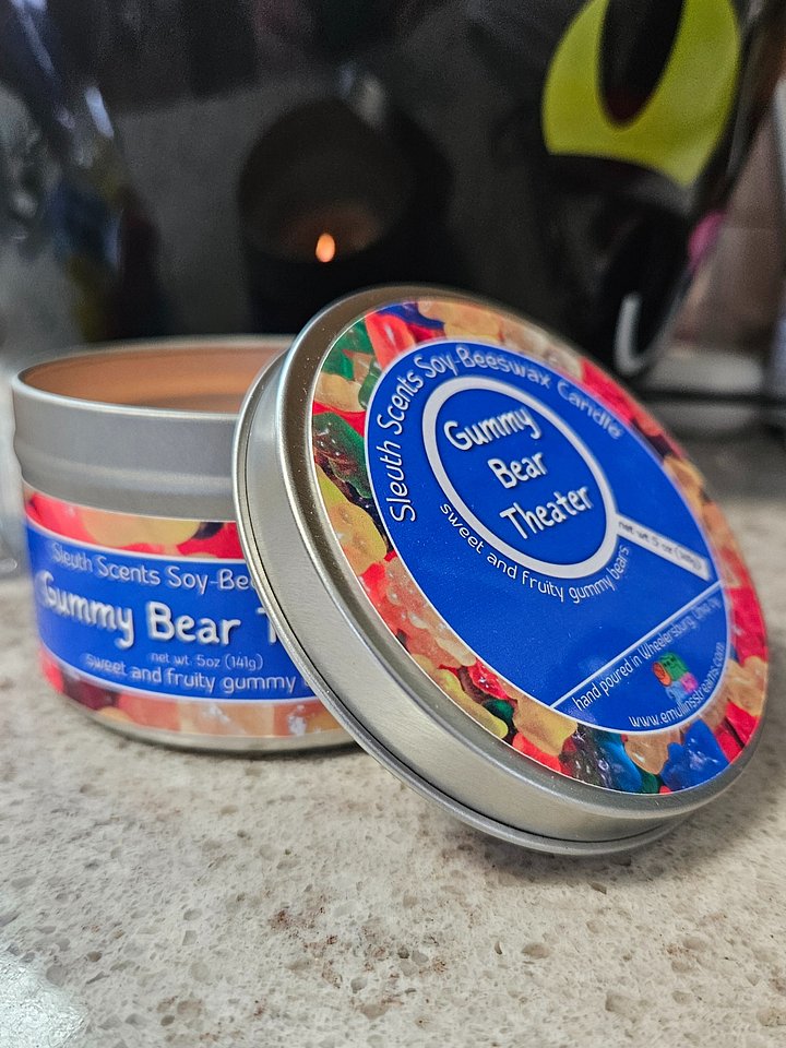 Gummy Bear Theater Candle product image (1)