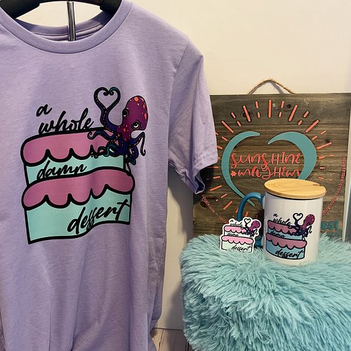 When the unhinged booksta-besties need a logo… we make a logo… and then brand all the things. Shipping orders tomorrow!