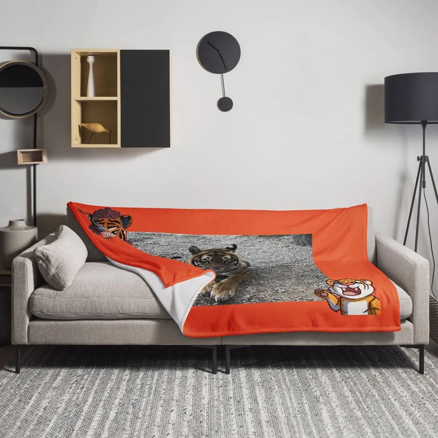 Tiger's Den Blanket product image (11)