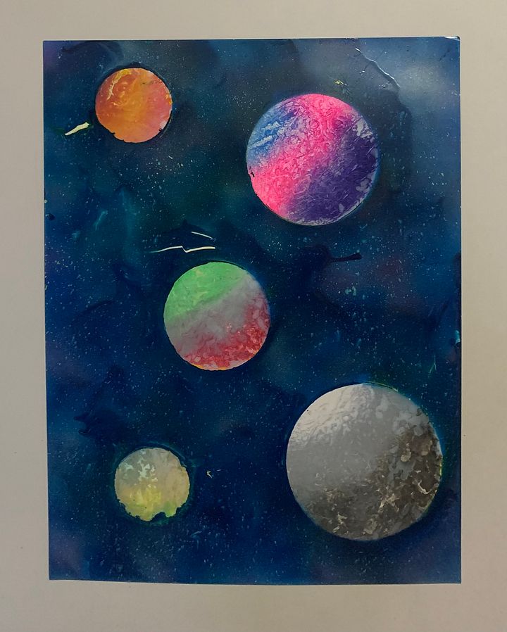 Planet Spray paint art product image (1)