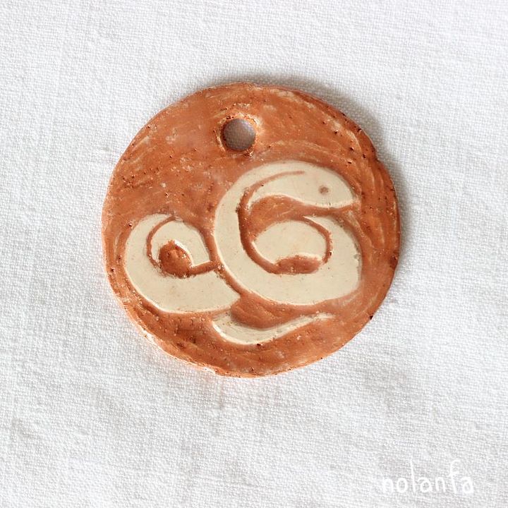 Medaillons - Creepy Crawlies product image (1)