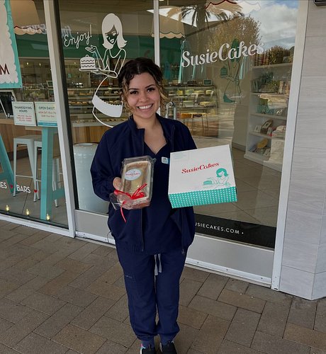 So thankful for our local pediatricians! 🩺 What better way to appreciate them than pumpkin pies from Susie Cakes!! 🥧Thank you...