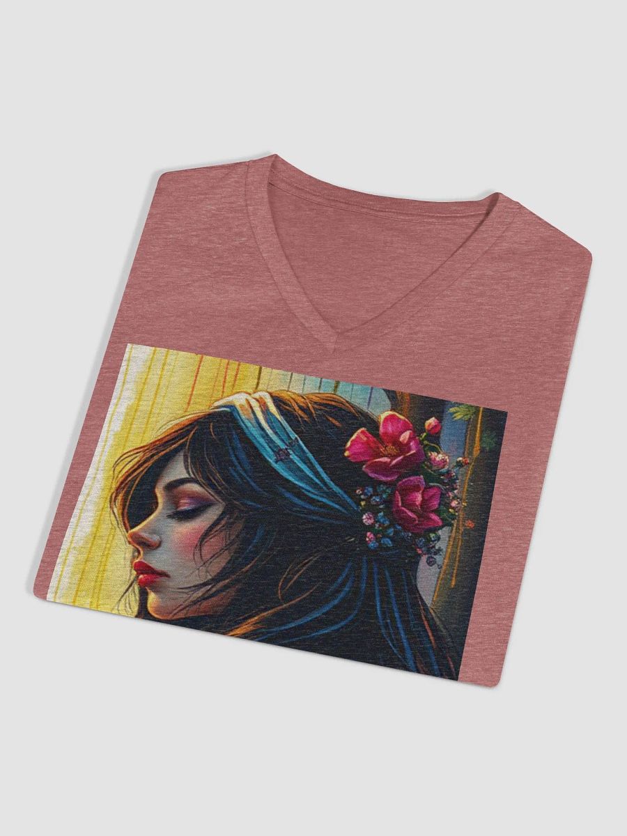 Chic Comfort: Relaxed V-Neck T-Shirt product image (3)