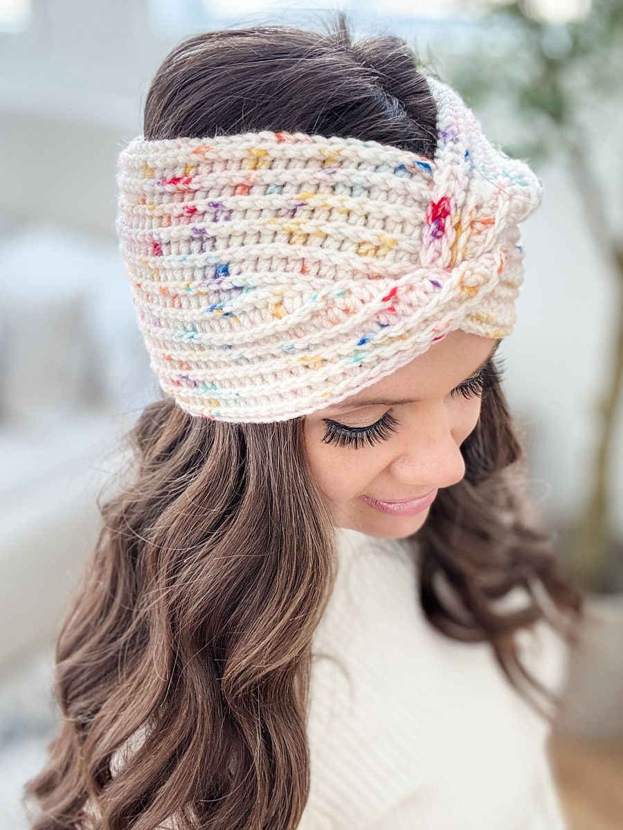 Snowy Season Headband Crochet Pattern product image (5)