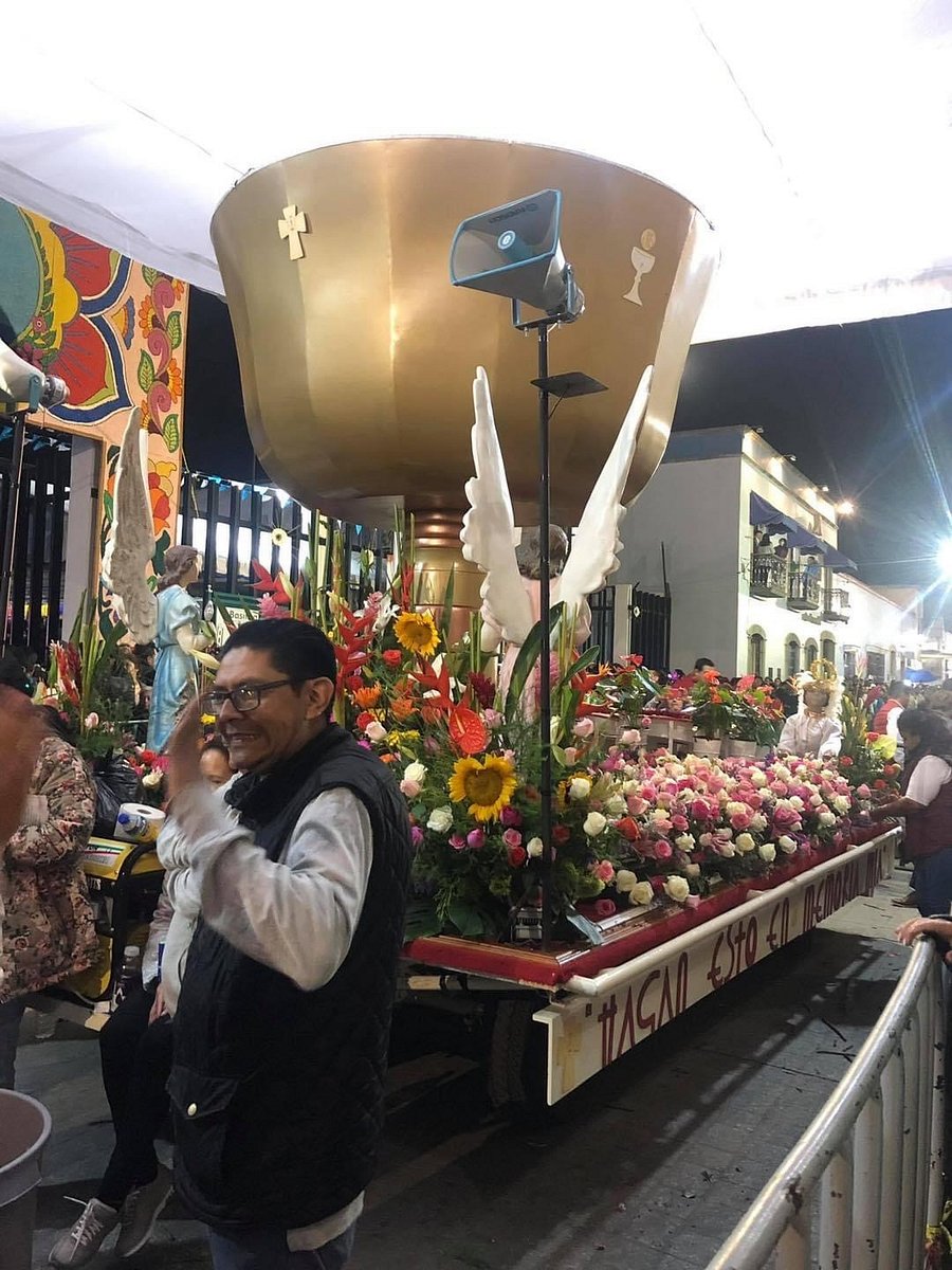 Tour a la noche que nadie duerme - Huamantla 14 de Agosto 2025 product image (2)