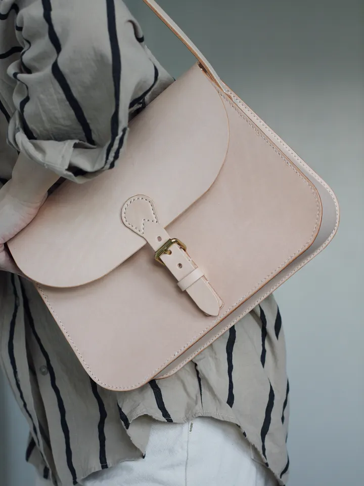 SAMPLE SALE - Vegetable Tanned Leather Saddle Bag in Natural product image (2)