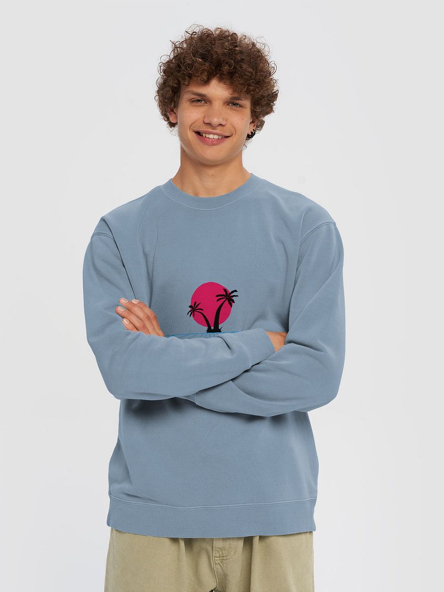 Vaporwave Sunset Silhouette Sweatshirt product image (3)