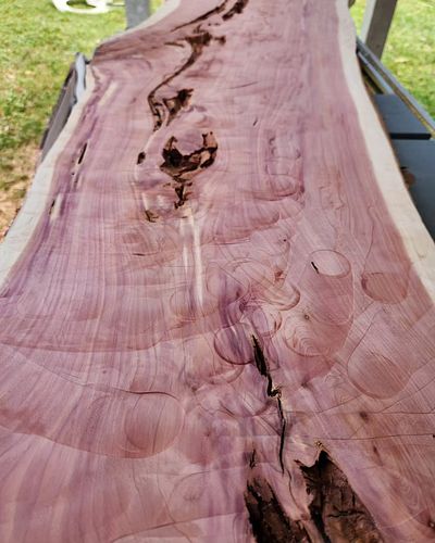 Super stoked to work on this for @zo33_g 

It's gonna make such a beautiful table.