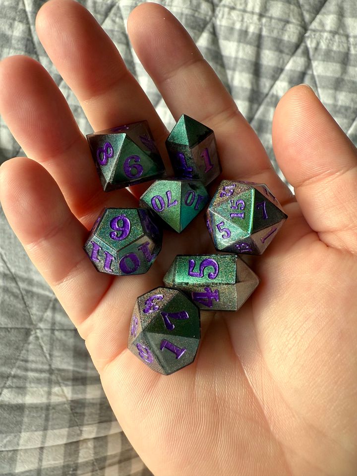 "Hologreenphic" 7pc Dice Set product image (1)