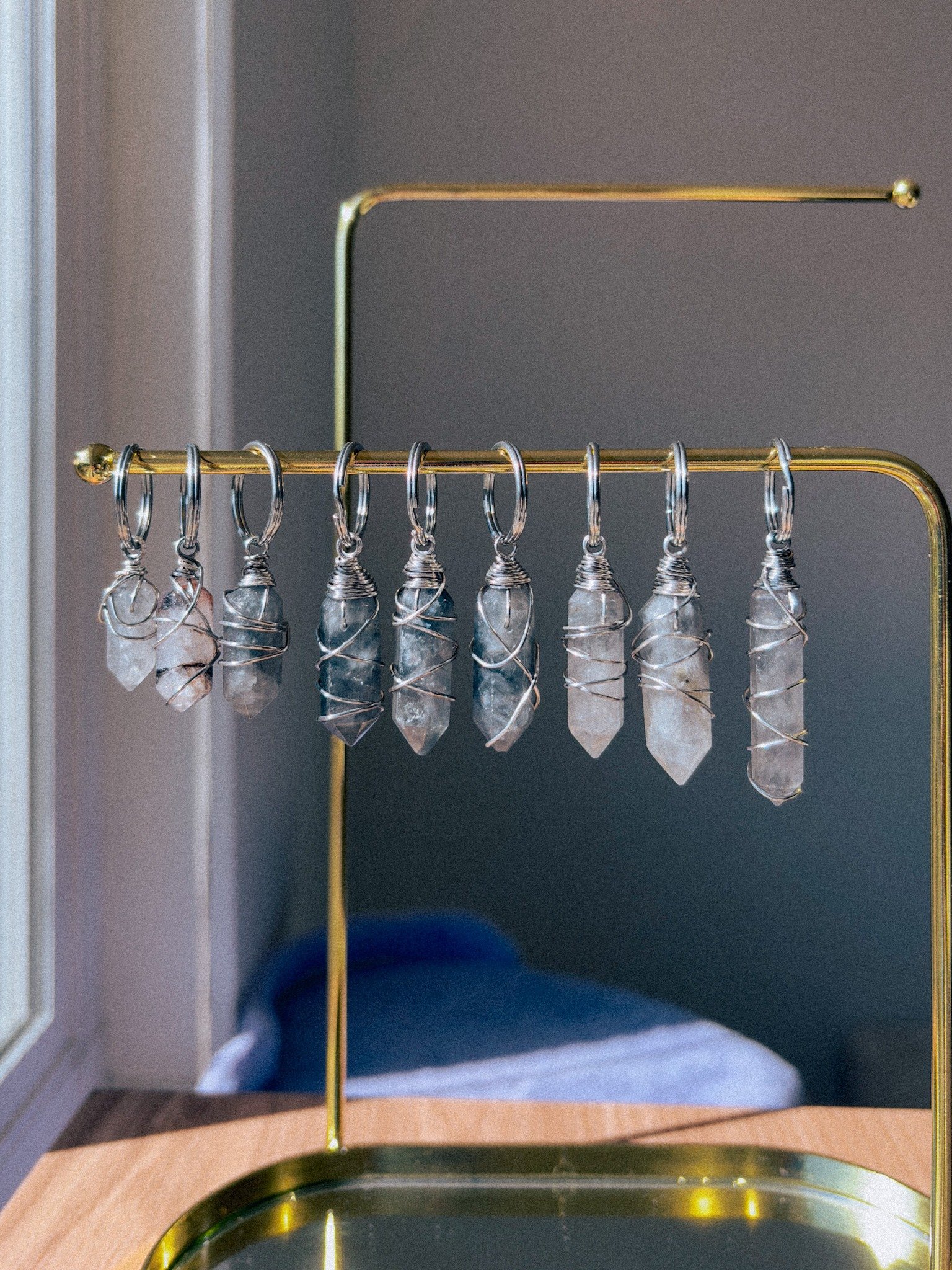 i feel Grounded - Cloudy quartz key ring product image (4)