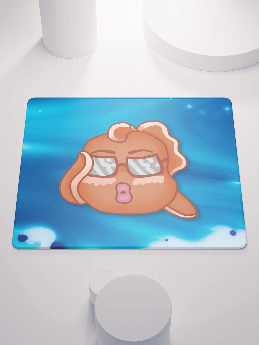 Expert Goldfish Mousepad With Background product image (1)