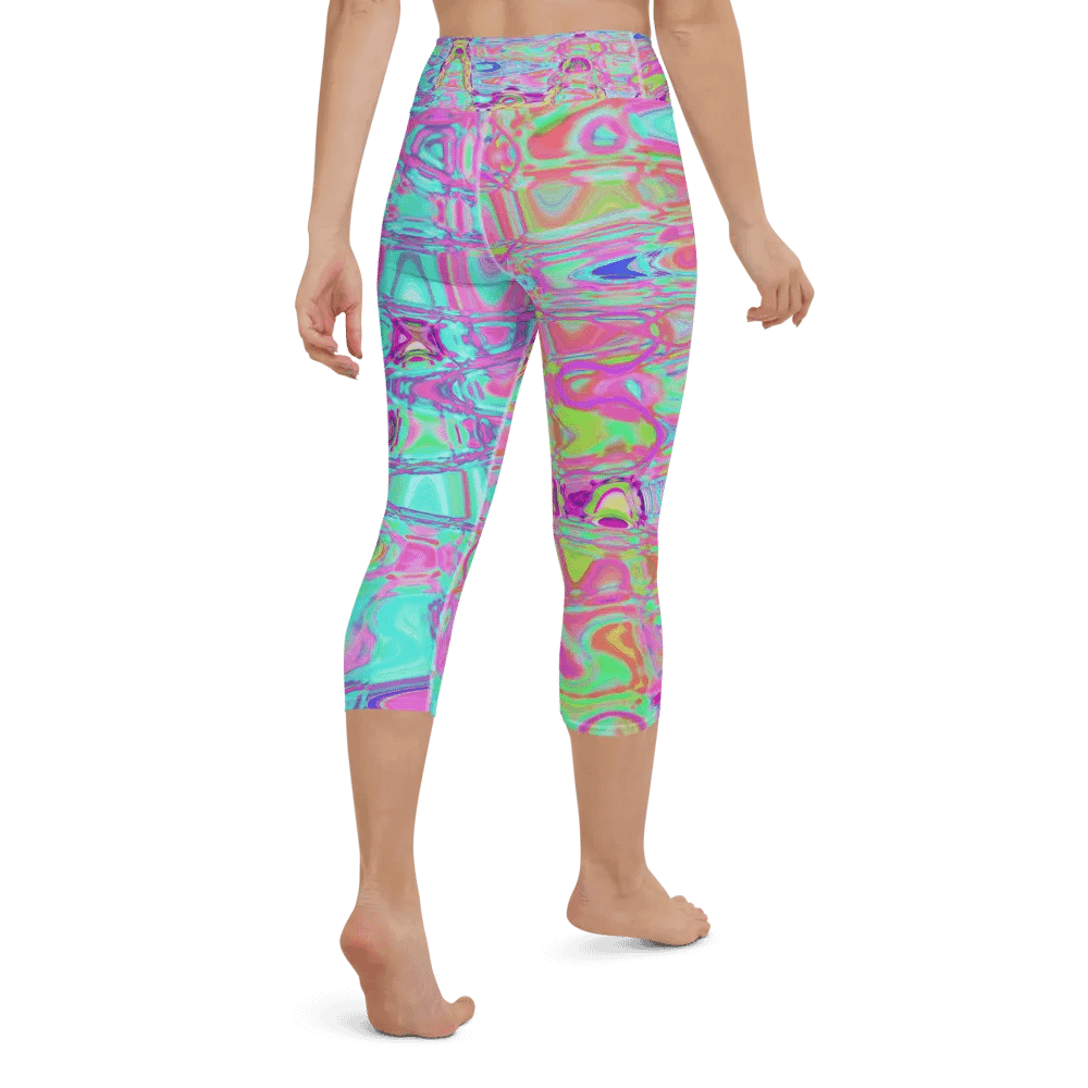 Cosmic Abstract Aqua and Hot Pink Retro Ripples Capri Yoga Leggings product image (3)