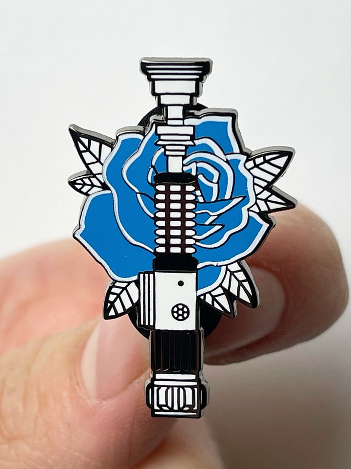 Obi Saber - Pin product image (1)