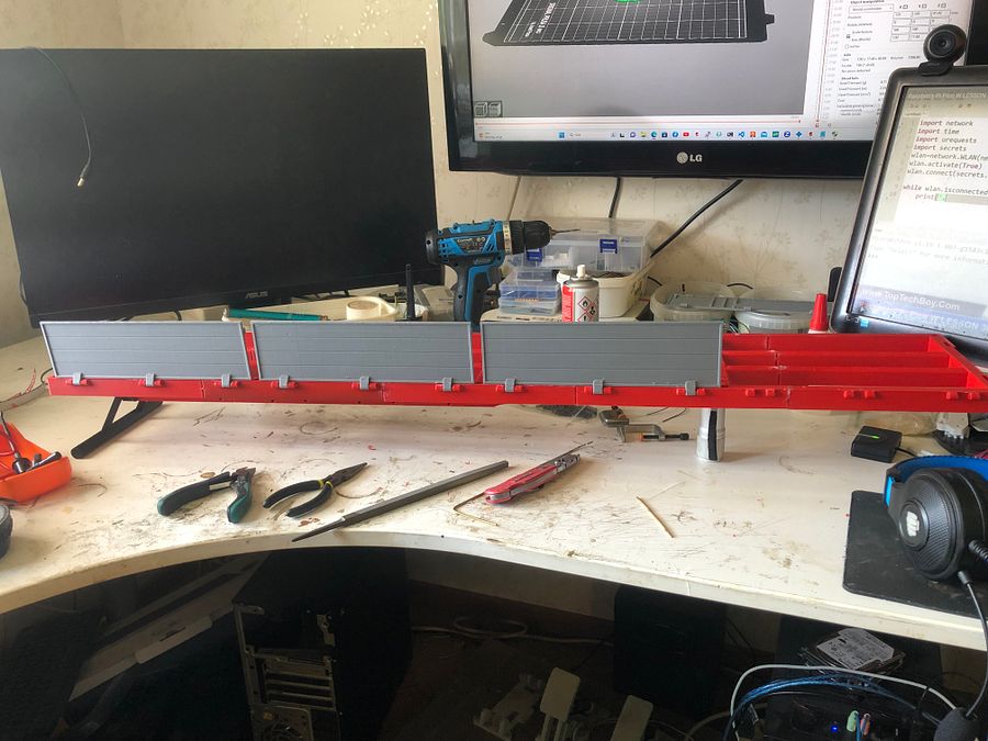 stl files for a drop down flatbed trailer in 1/14 product image (3)