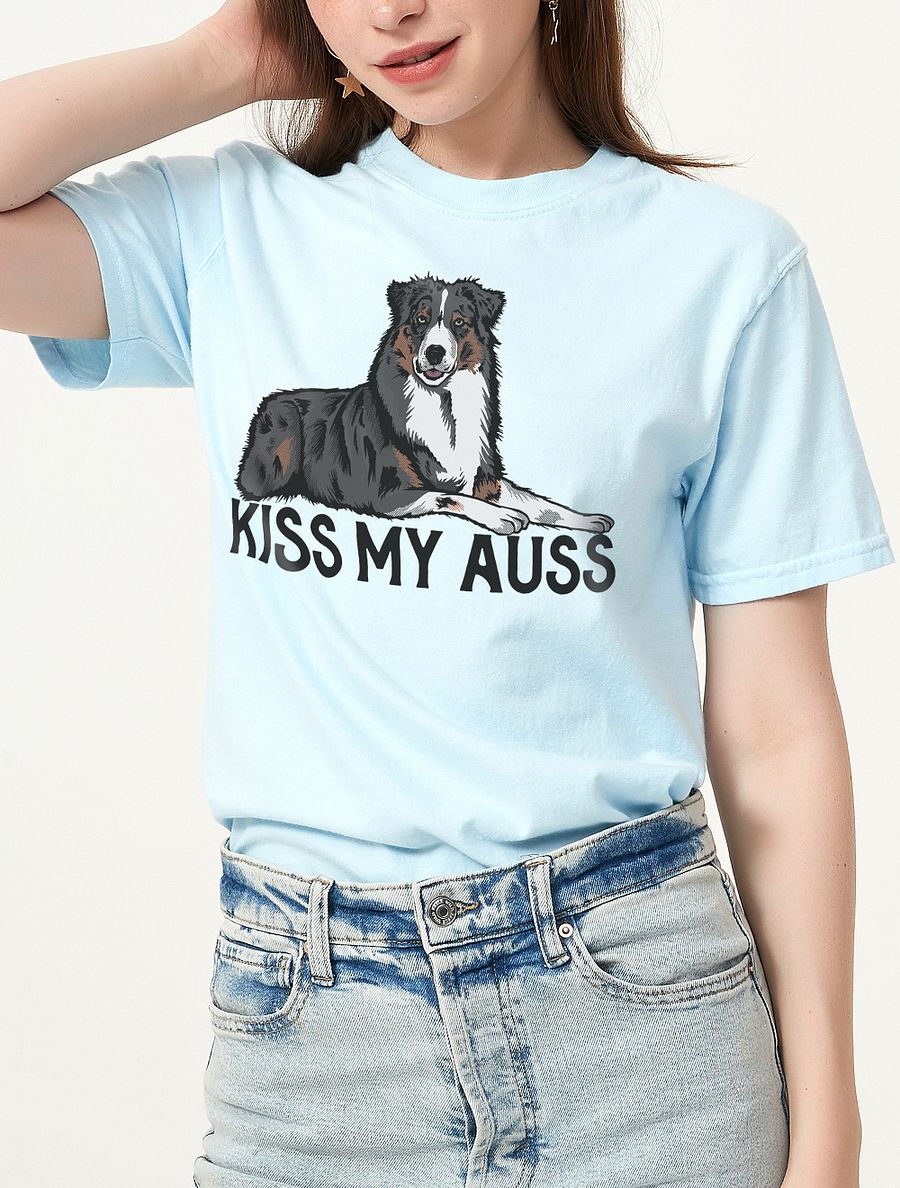 Kiss My Auss | T-Shirt for Australian Shepherd (Tricolor) Dog Owners product image (6)
