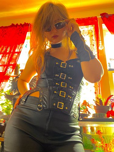 My cosplay of Trish DMC :’))) just needs her belt :3
.
.
.
#cosplay #dmc #devilmaycry #devilmaycry5 #devilmaycrycosplay #devi...