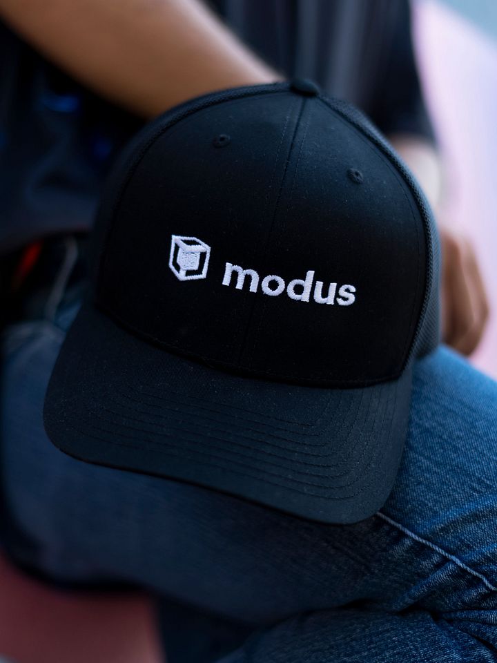 cap// snapback (black) product image (1)