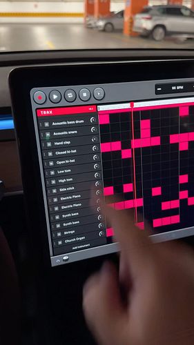 Tesla’da müzik yapmak mı? 🤔🫠 #tesla #bedroomproducer #trax