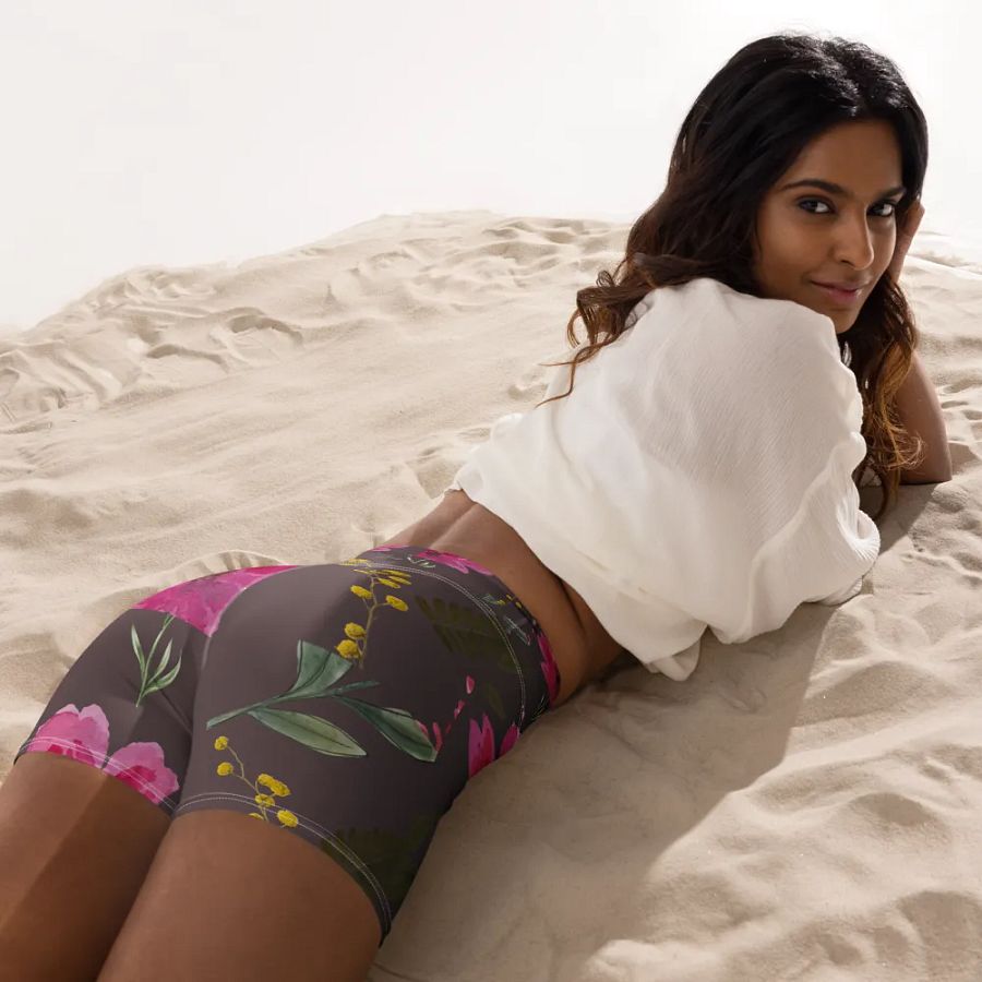 Blossom Harmony Yoga Shorts product image (8)