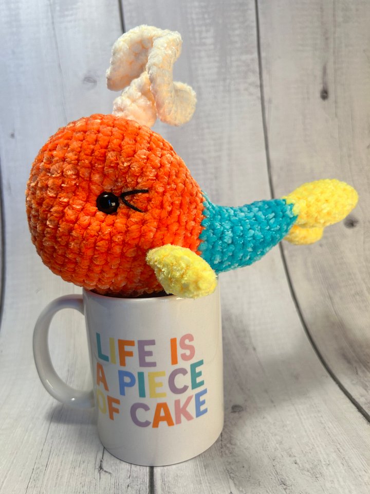 Marilys (whale amigurumi) product image (1)