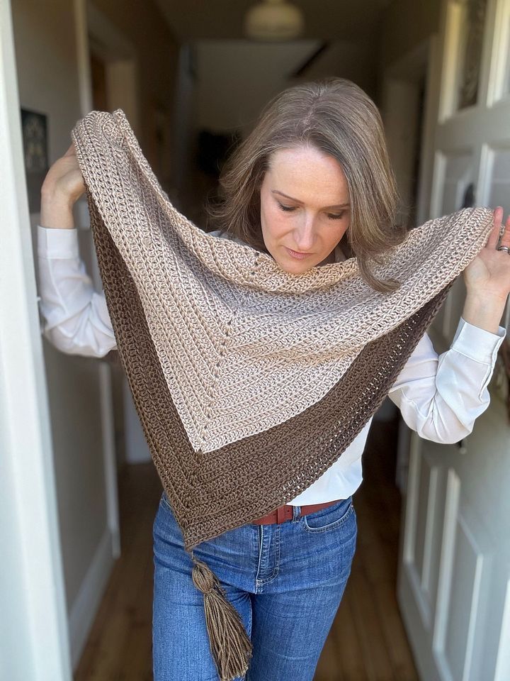 CROCHET PATTERN & VIDEO/ Willow Shawl / Easy Triangle Shawl Crochet Pattern product image (2)