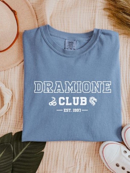 Dramione Fanfic Lovers Club Minimalist Shirt product image (40)