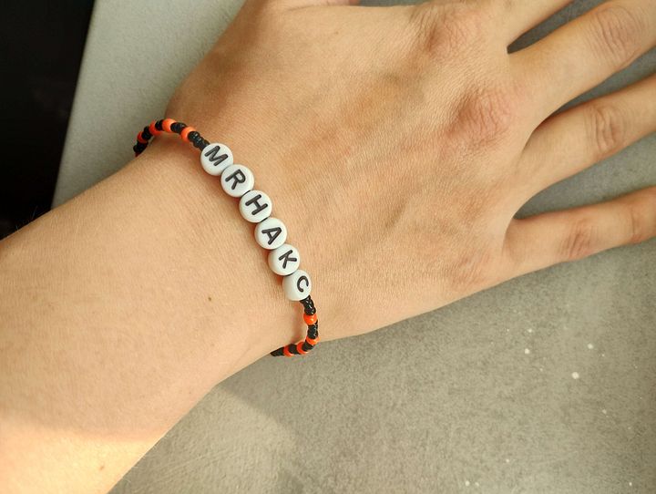 MrHAKC Armband product image (1)