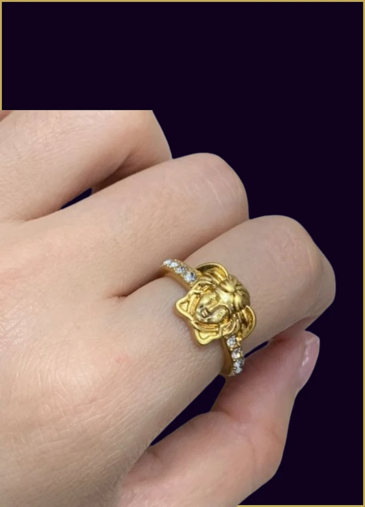 VANITY FASHION DECOR GOLD MASCOT RING product image (1)