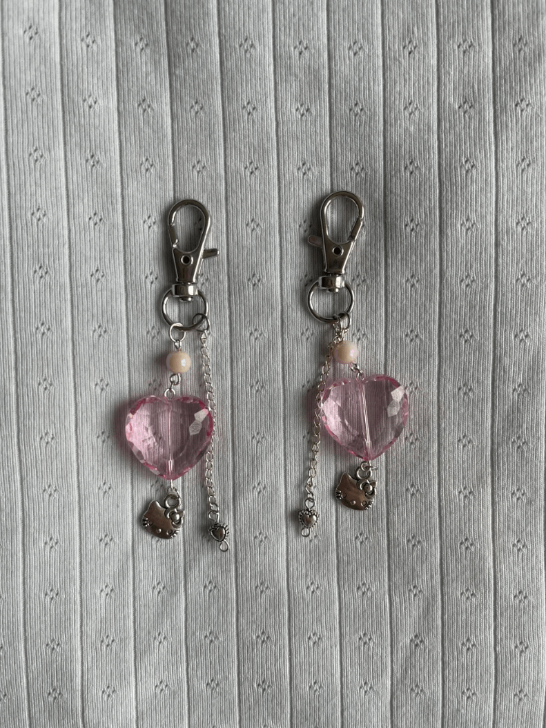 Pink Hello Kitty Heart Keychain product image (1)