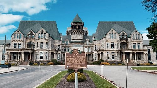 The most haunted prison in the state of Ohio. #mosthaunted #paranormal #ghost #haunting #ohiostatereformatory