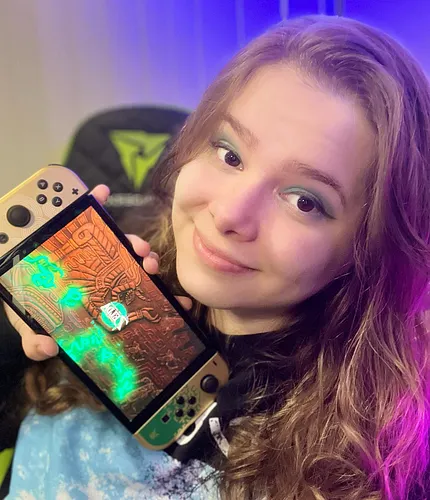 OBSESSED with my new Zelda Switch, if you couldn’t tell 🤭

So keen to keep playing Tears of the Kingdom this week, things are...