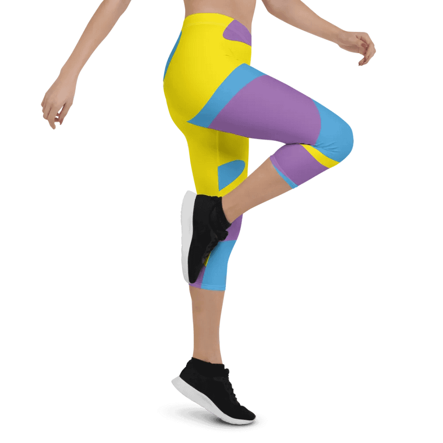Royal Crypto Queen Capri Leggings product image (4)
