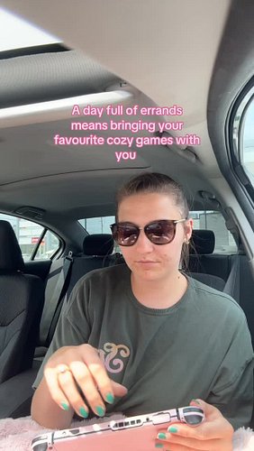 Unpacking got me through the day! What’s your go to cozy game on the go?🤍 

~

#cozygamingcommunity #twitchstreamer #cozygame...