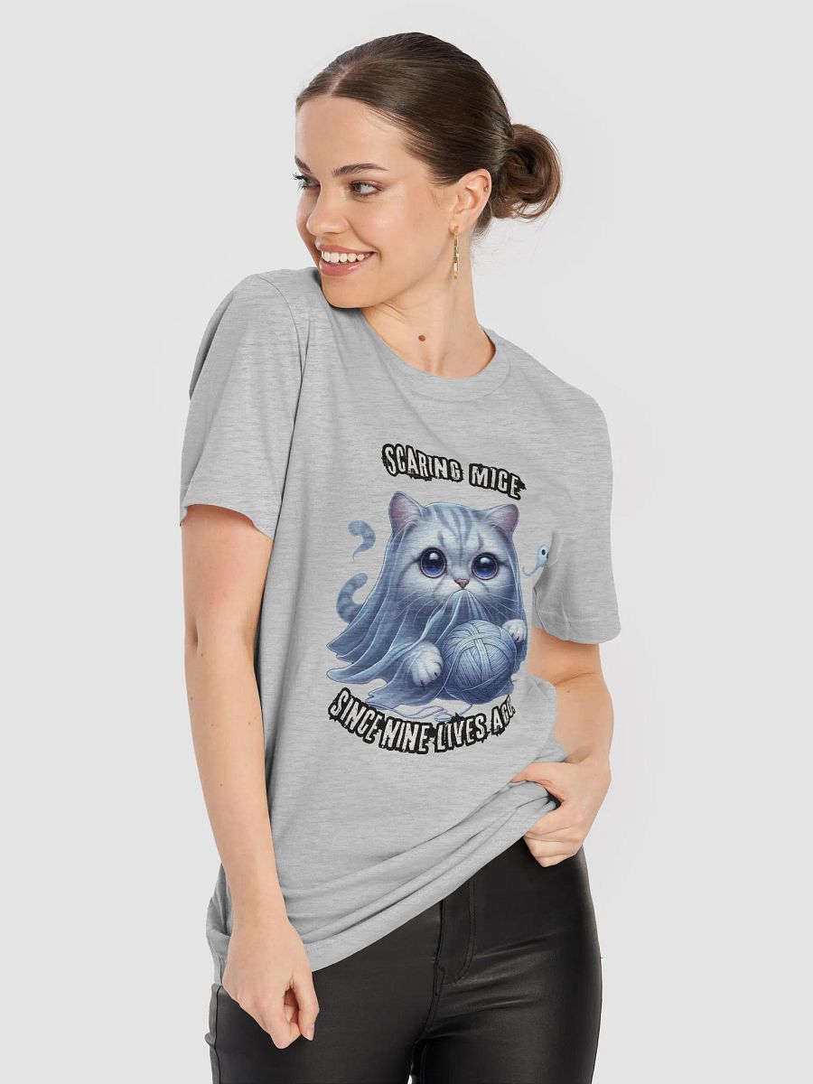 Ghostly Kitty Scare T-Shirt product image (44)