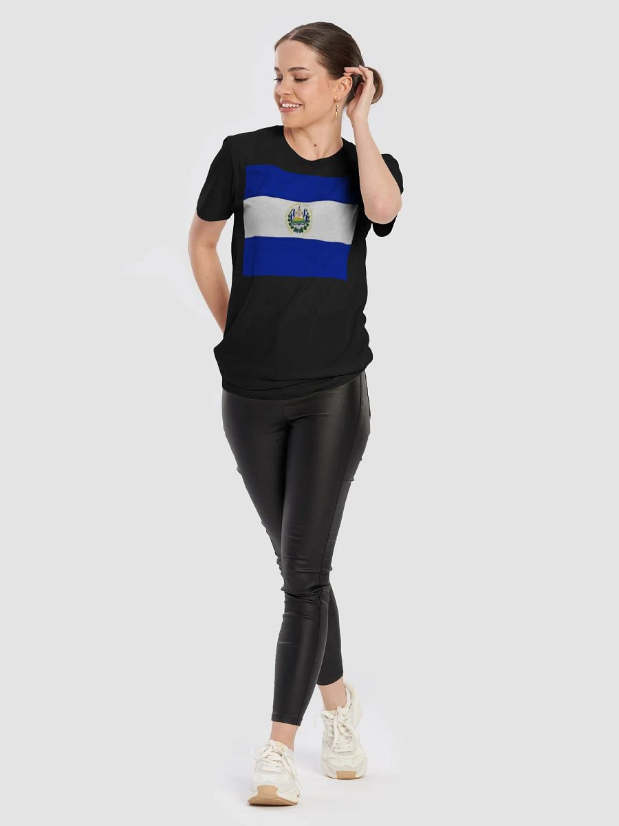 Exclusive Unisex El Salvador Flag Graphic Tee by Graphic Grove product image (10)