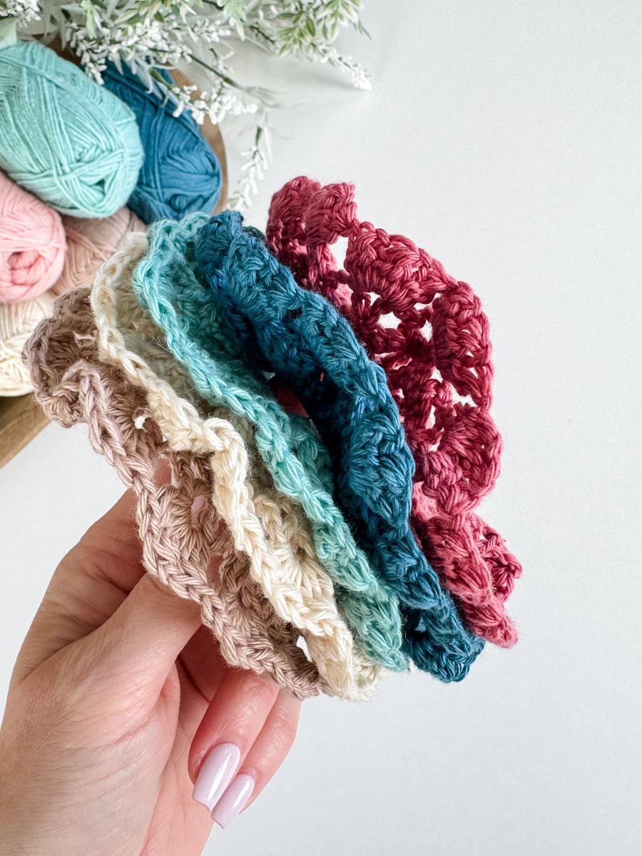 Caribbean Sea Scrunchie Crochet Pattern product image (8)
