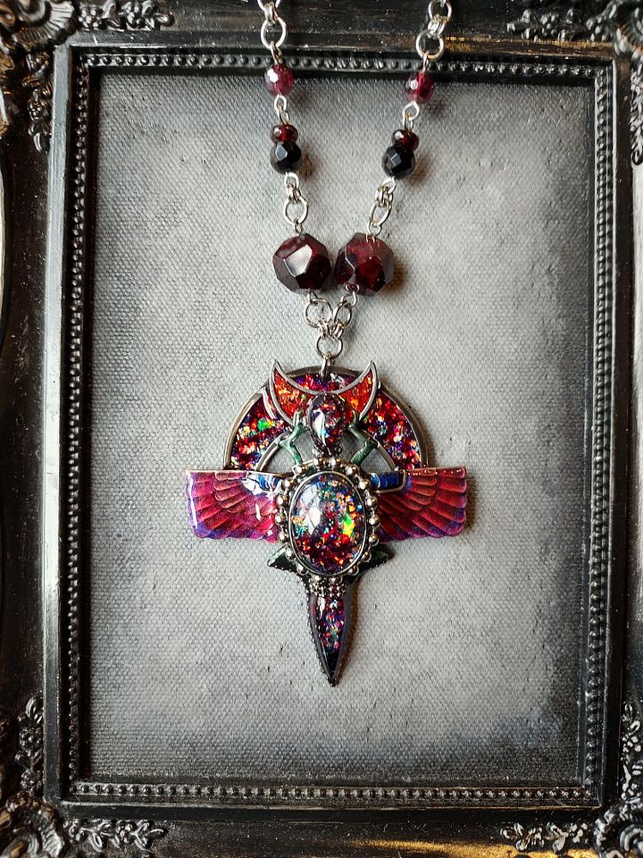 ShadowRealm - Thee Maroon Majesty product image (1)