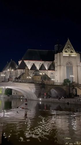 In mid August I went to Belgium 🇧🇪 for 2.5 weeks, have a lot of 🍟 🍺 🍫. It's a new country for me, and overall my favorite cit...