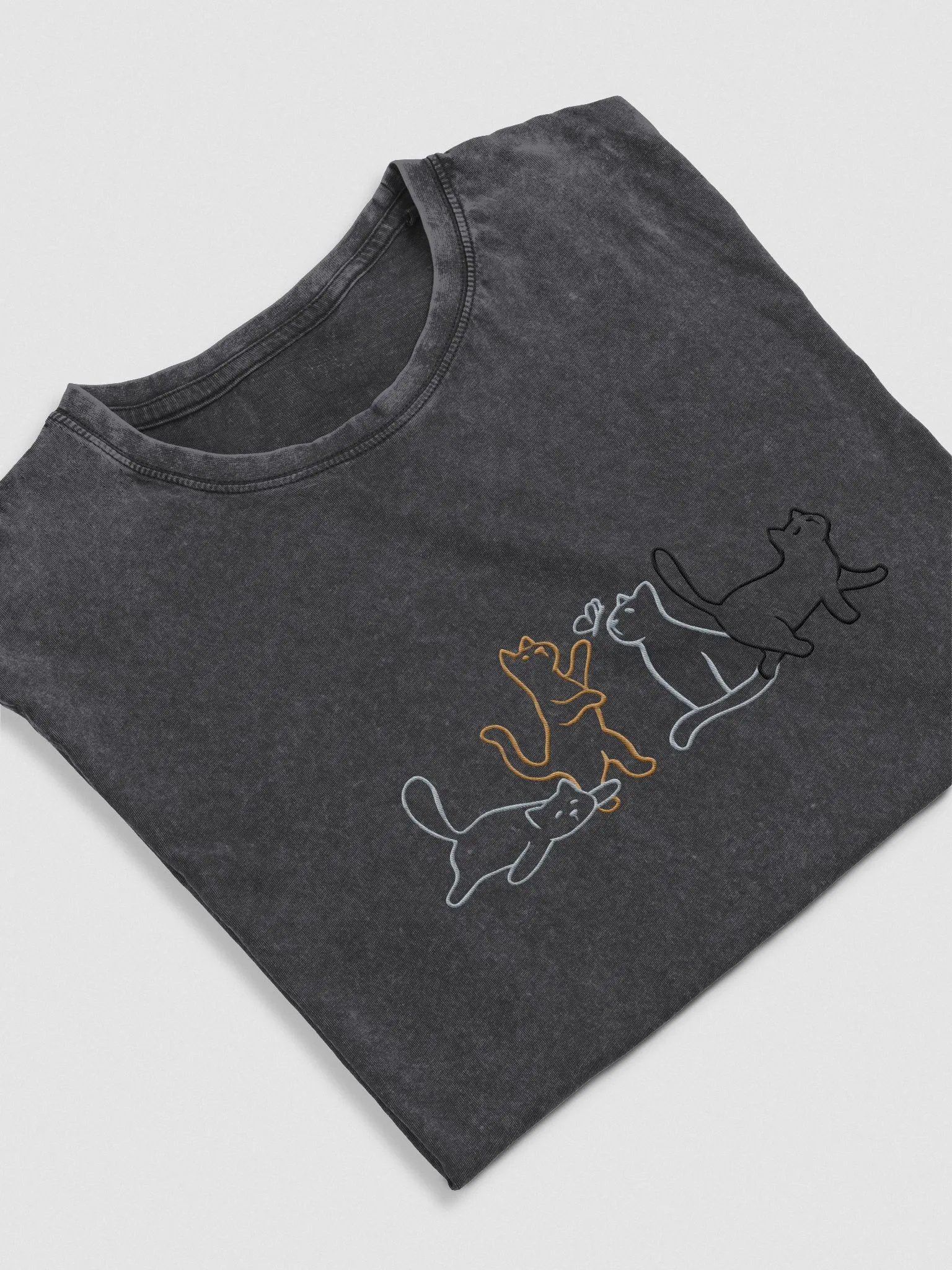 Button Cat Embroidered Tee product image (3)